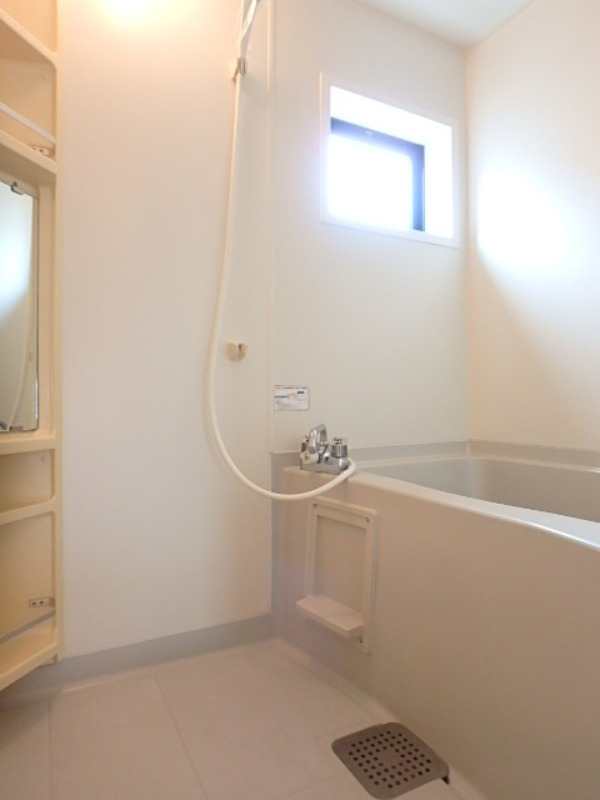 バス・シャワールーム　図面と現状に相違がある場合には現状を優先