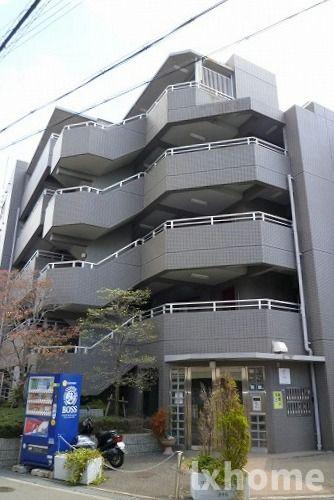 建物外観　落ち着いた雰囲気の外観です