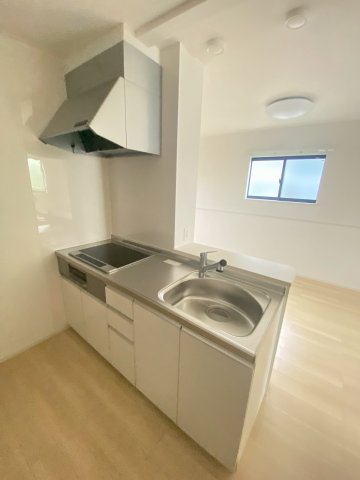 キッチン　※同タイプの写真です