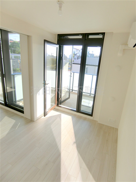 その他部屋・スペース　洋室5.7帖