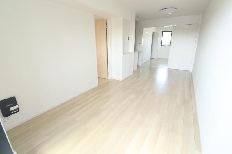 居室・リビング　1　リビング13.3帖