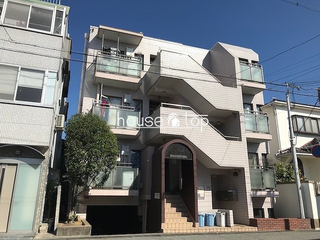 建物外観　オートロック完備！安心の女性専用マンション♪