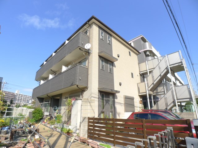 建物外観　ブレジオ祥のご紹介は住まいの窓口　アソシエにお任せ下さい。