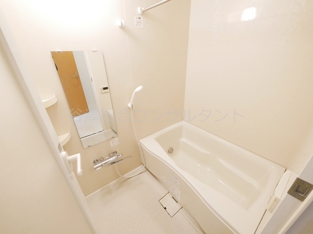 バス・シャワールーム　追い焚き・浴室乾燥機完備