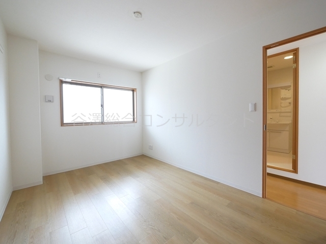 その他部屋・スペース　洋室６．８帖