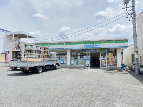 コンビニ　ファミリーマート 守山千代田店（コンビニ）まで37m