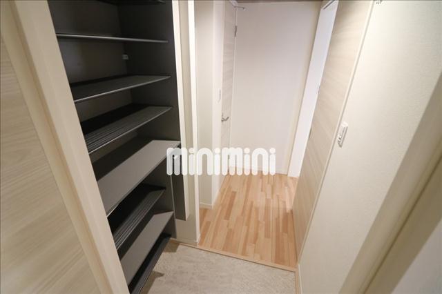 玄関　玄関です。