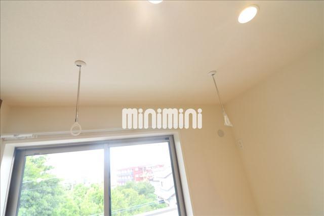 その他設備　雨の日でも安心、洗濯置場です。