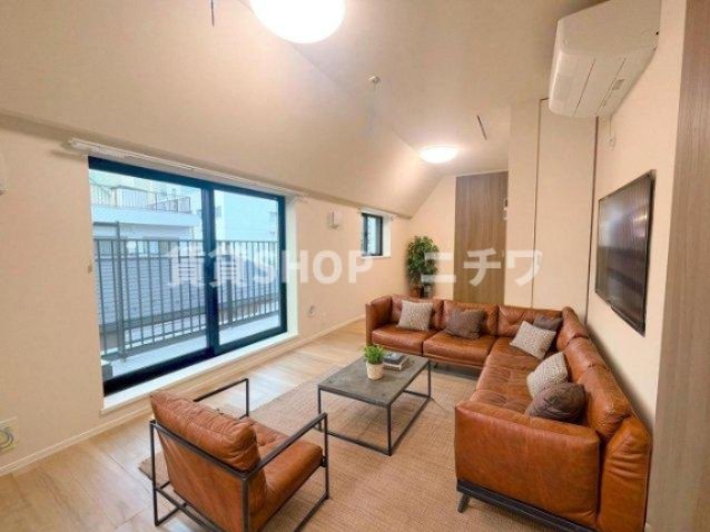 居室・リビング　家具はイメージです