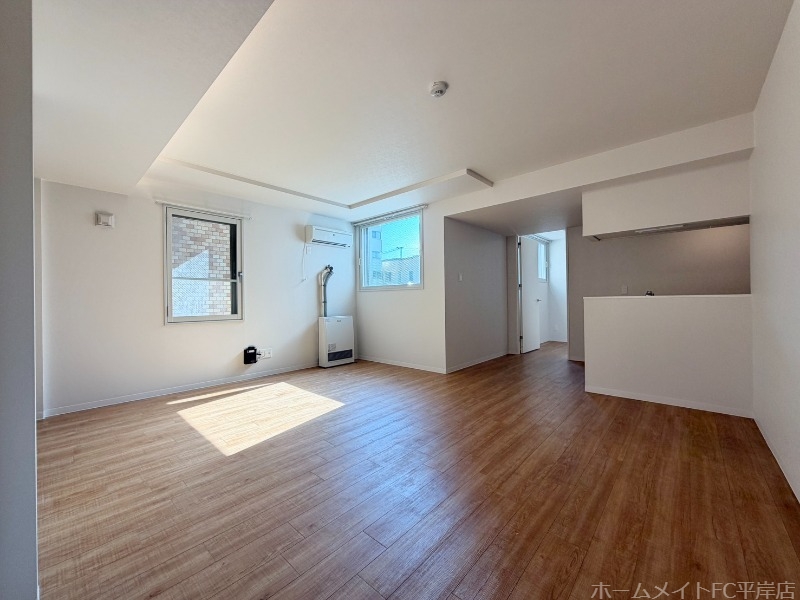 居室・リビング　１階ですが陽当り良好です☆