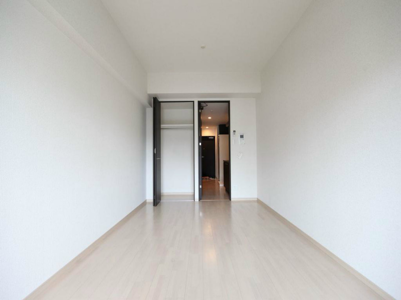 居室・リビング　洋室8帖　クローゼット付（収納充実してます）