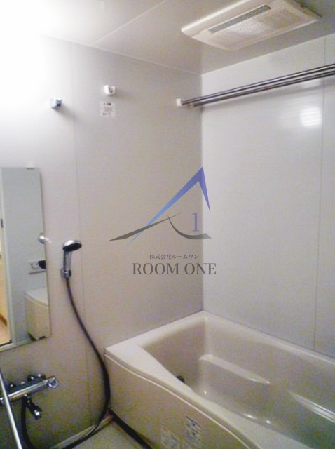 バス・シャワールーム　お風呂です。