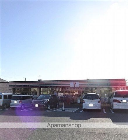 コンビニ　セブンイレブン（コンビニ）まで167m