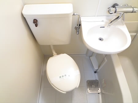 トイレ　※別部屋の写真です