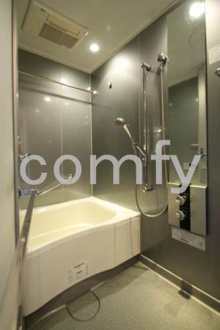 バス・シャワールーム　追い炊き付きバス