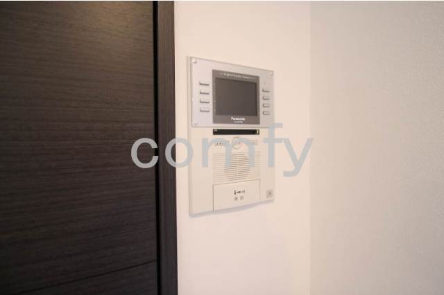 セキュリティ　モニター付きインターホン