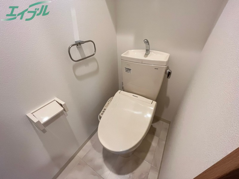 トイレ　別部屋参考写真です