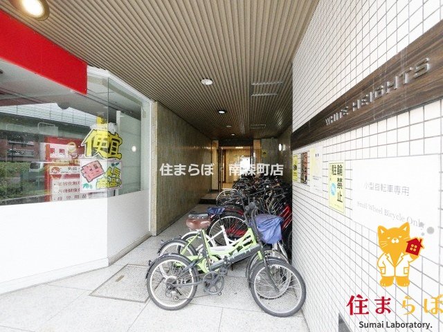 エントランス　共用部の印象も大切に