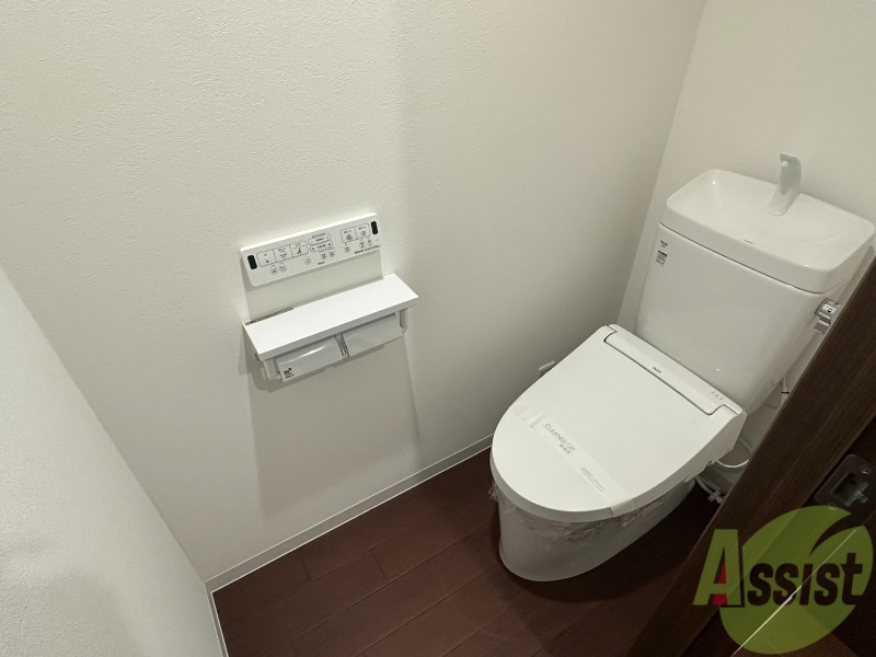 トイレ　こちらはトイレです。清潔感があり、安心して使用できます。