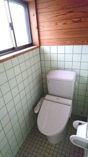 トイレ　現況と異なります