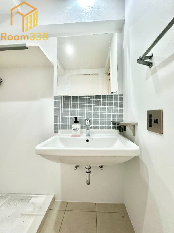 洗面設備　別部屋参考写真※現況優先