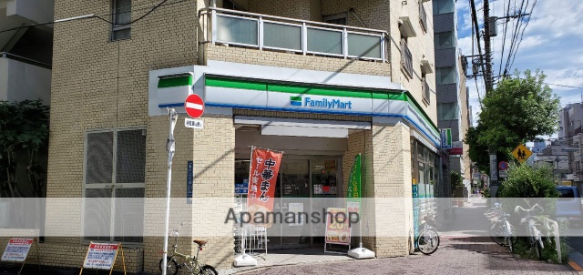 コンビニ　ファミリーマート（コンビニ）まで433m