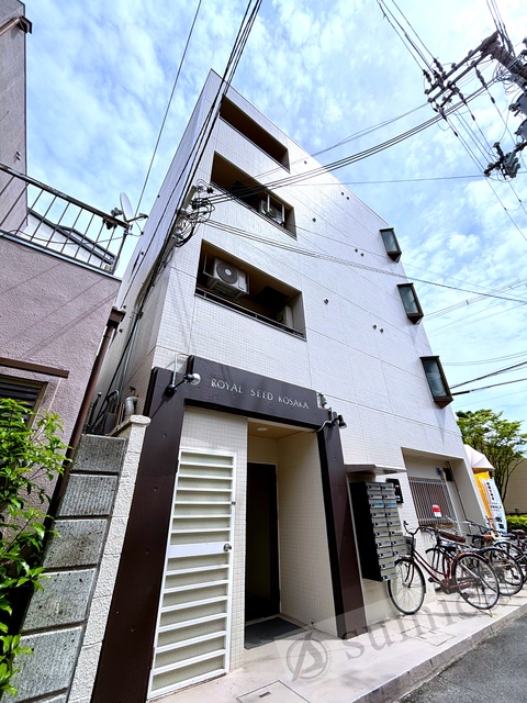 建物外観　スタイリッシュな建物です＾＾
