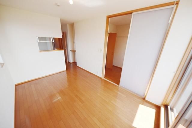その他部屋・スペース　2面採光角部屋