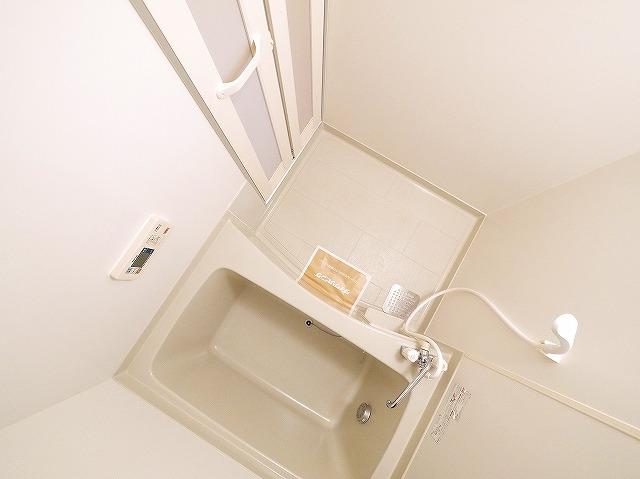 バス・シャワールーム　ゆったり過ごせるお風呂です
