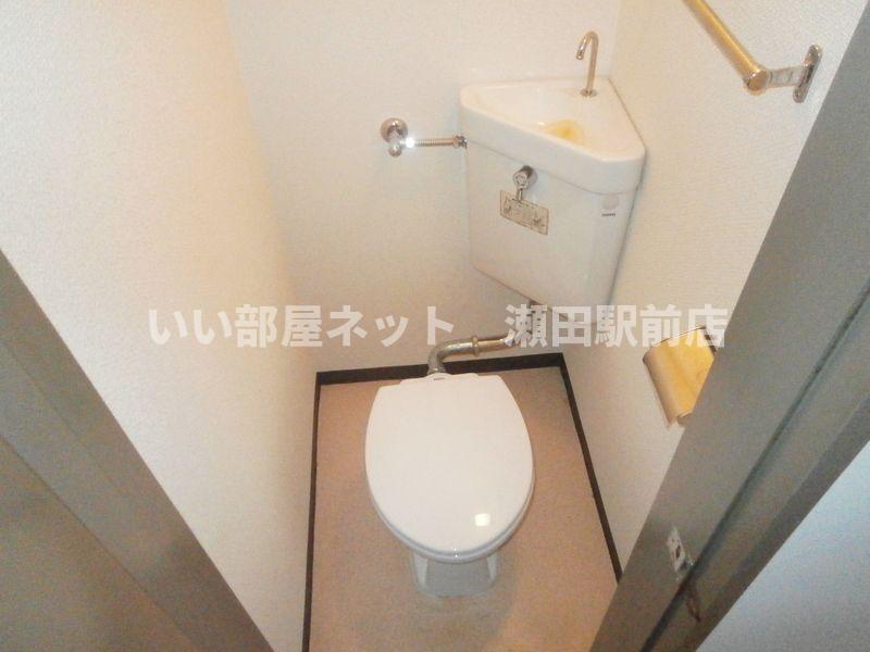 トイレ　※同建物の別のお部屋の写真です。
