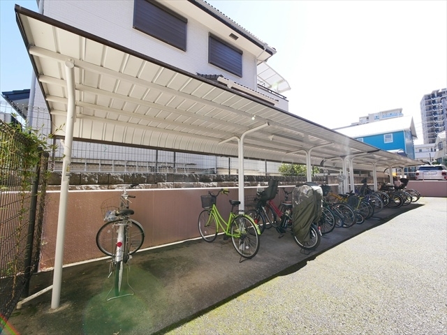 その他共有部分　屋根付駐輪場