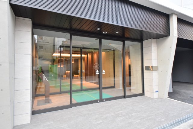 エントランス　KOUKEN BLDG (コウケンビル）　エントランス