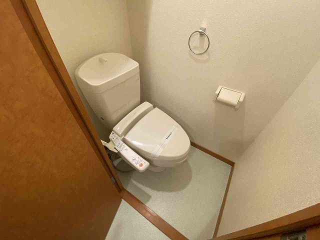 トイレ　設備・使用は号室により異なる為、現況を優先致します。