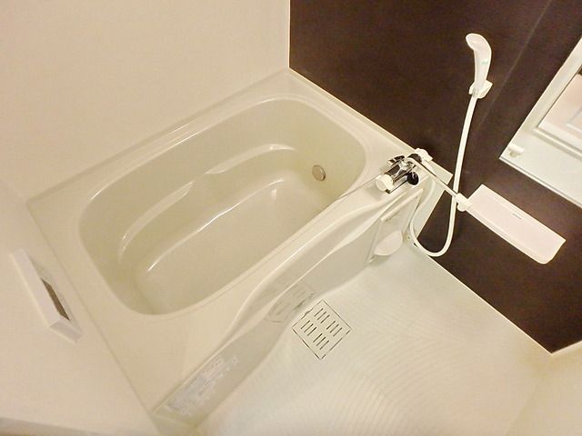 バス・シャワールーム　★浴室乾燥・追炊き付きバス★