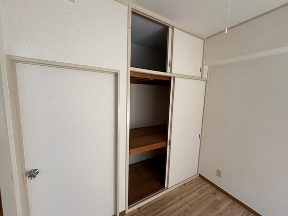 収納　※別部屋の写真です