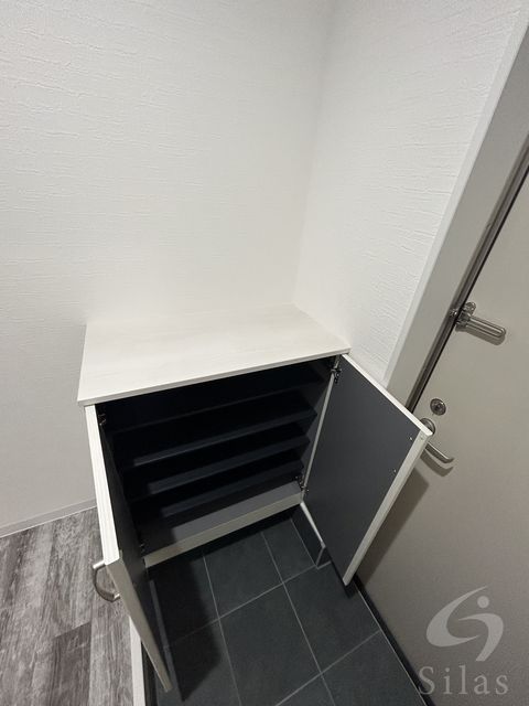 玄関　同仕様