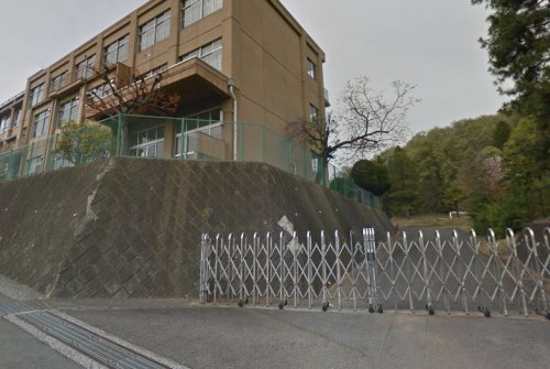 中学校　八王子市立加住中学校（中学校）まで6194m