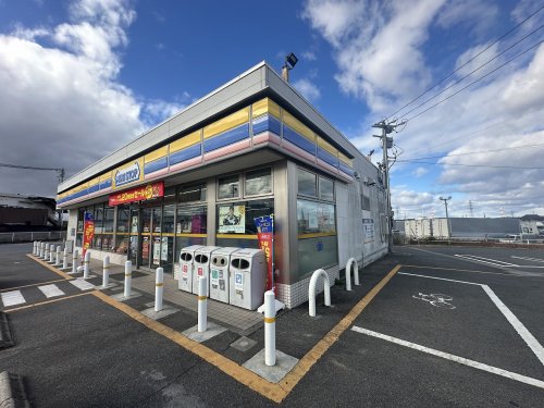 コンビニ　ミニストップ 三好松葉池浦店（コンビニ）まで1041m