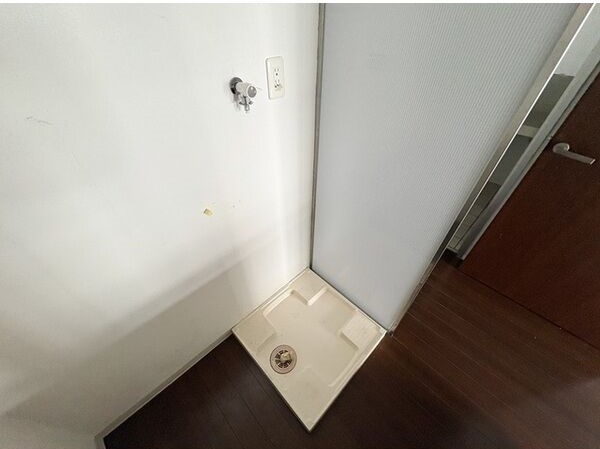 その他設備　洗濯機置場です