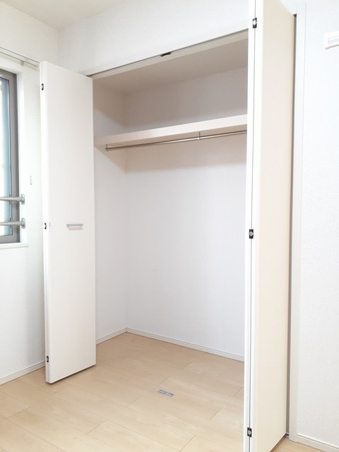 収納　お荷物の多い方でも安心のクローゼット付き♪