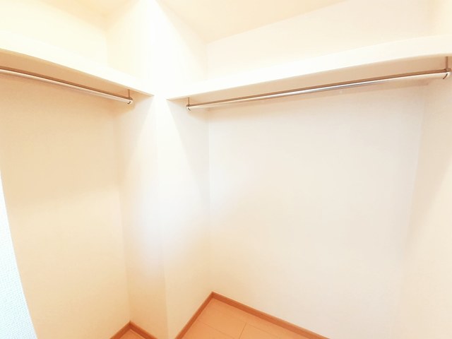 収納　ウォークインクローゼット