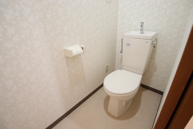 トイレ　別室の参考写真です。※現況優先