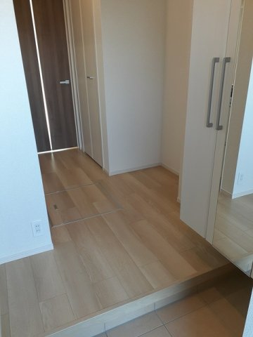 玄関　明るい玄関です