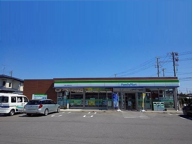 コンビニ　ファミリーマート土崎港相染町店（コンビニ）まで878m
