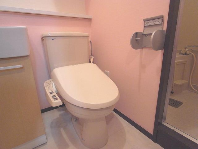 トイレ　清潔感のあるトイレです。