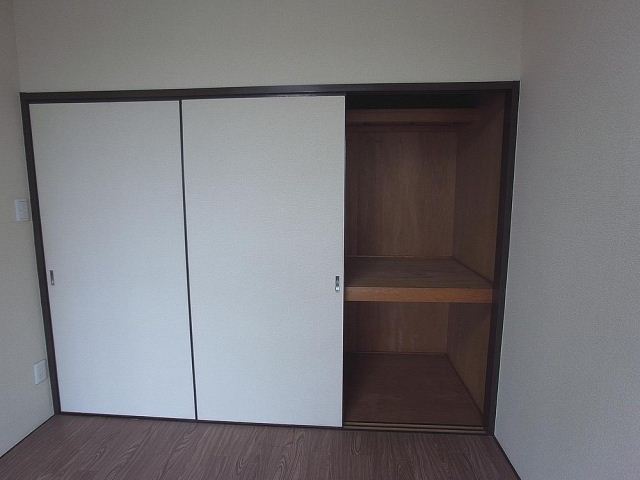 収納　奥行きがありたっぷり収納できます。