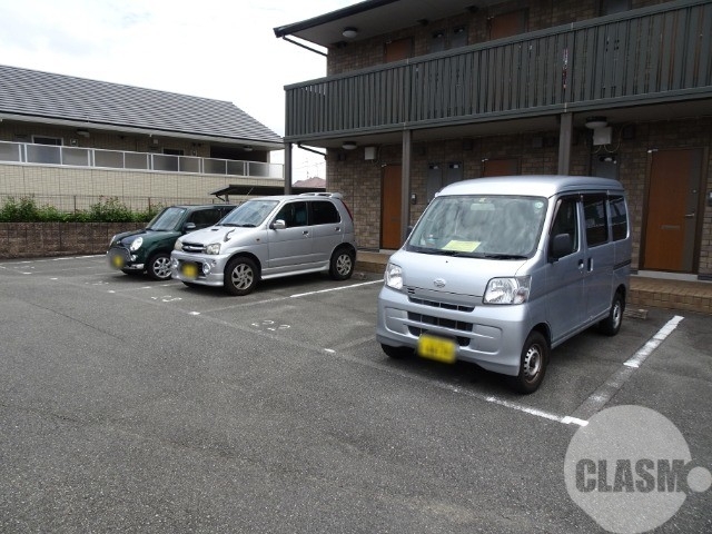 駐車場　敷地内駐車場