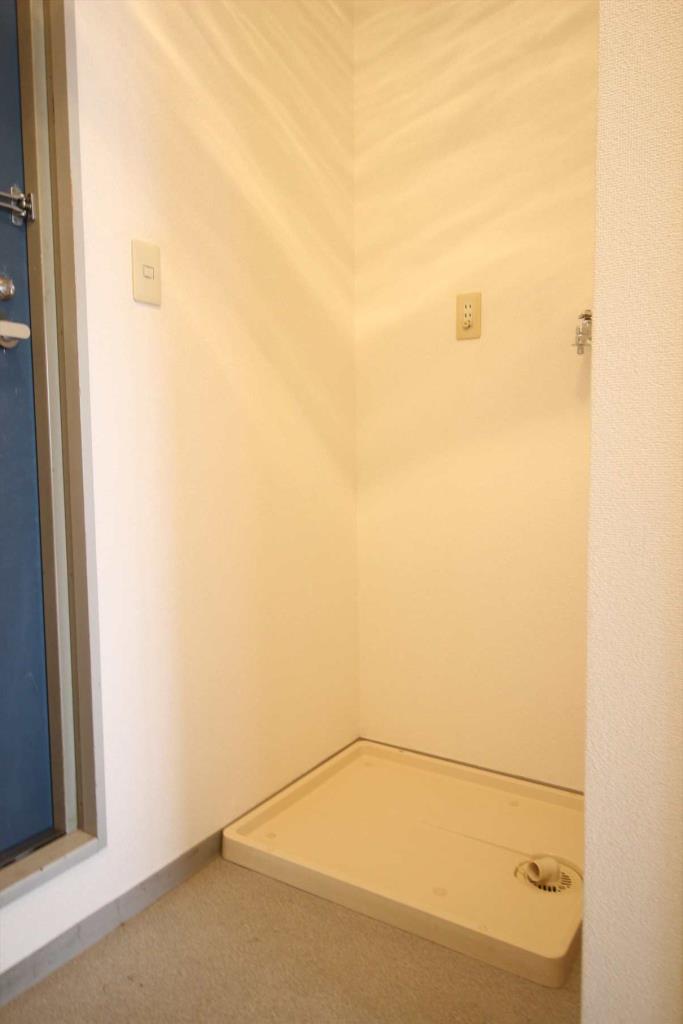 洗面設備　室内洗濯機置き場