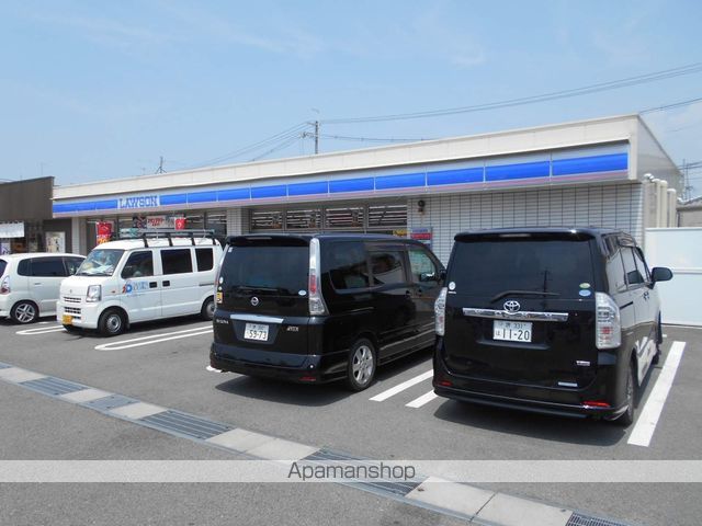 コンビニ　ローソン（コンビニ）まで1000m