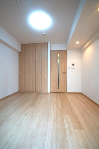 その他部屋・スペース　清潔感のあるフローリングのお部屋です
